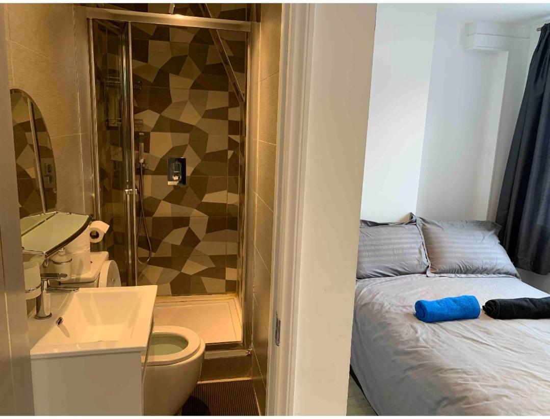 Central London Property-Ensuite, Double And Budget Room Ngoại thất bức ảnh